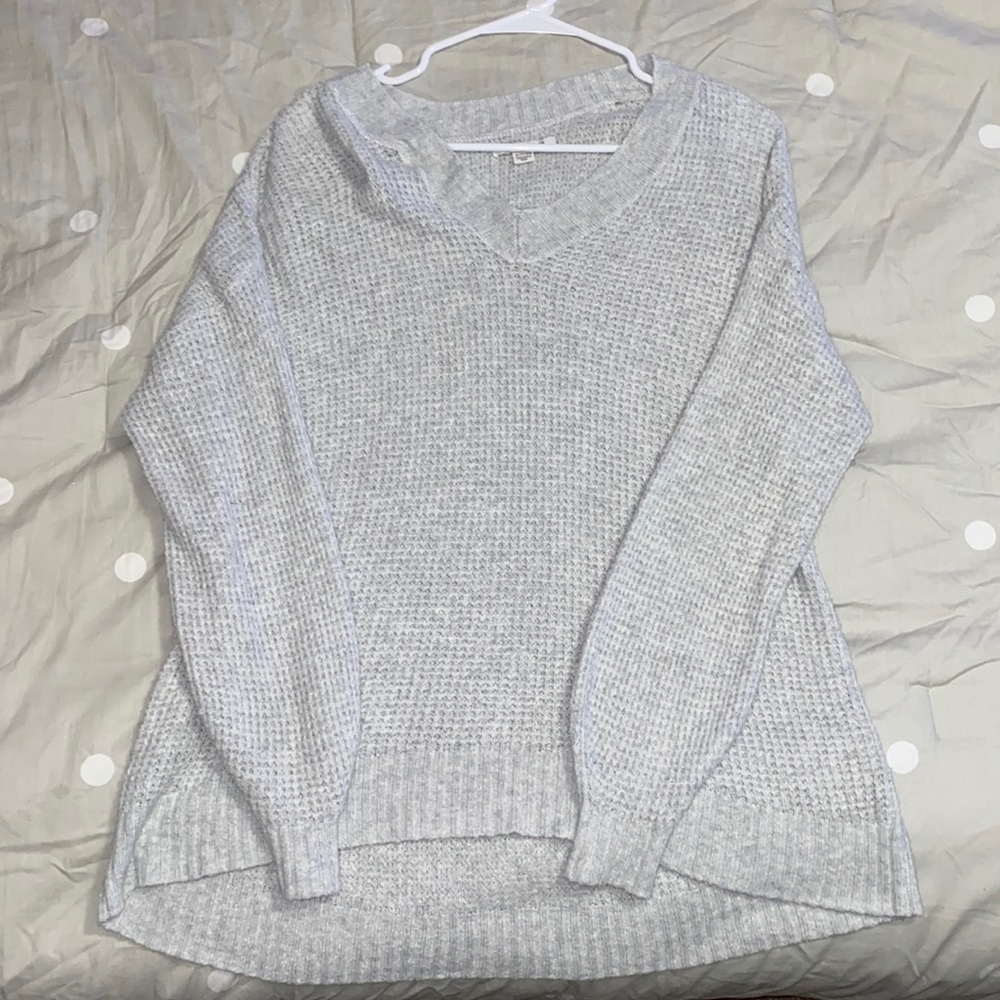 XS AE sweater